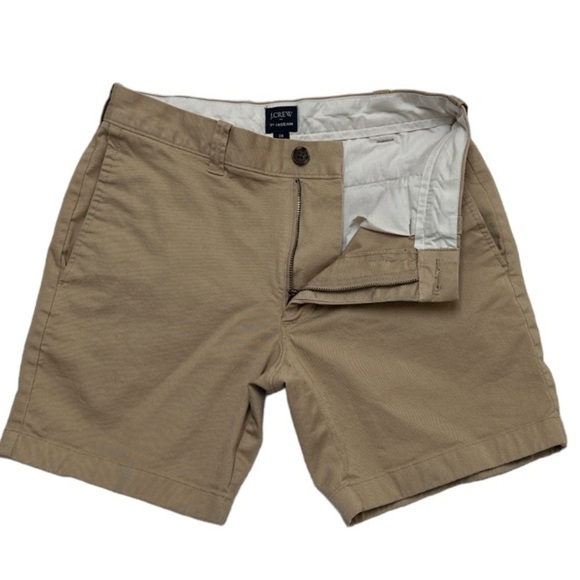 J.Crew factory 7 inch inseam, chino shorts, size 28 camel - Picture 3 of 8